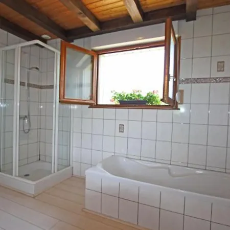 Confortable A - 3 Chambres, Terrasse, Proche La Bresse - Fr-1-589-42 Holiday home *