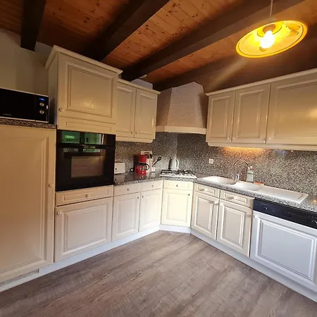 Дом отдыха Confortable A - 3 Chambres, Terrasse, Proche La Bresse - Fr-1-589-42