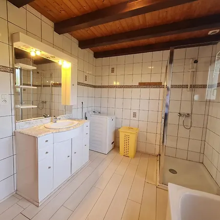 Confortable A - 3 Chambres, Terrasse, Proche La Bresse - Fr-1-589-42 Holiday home *