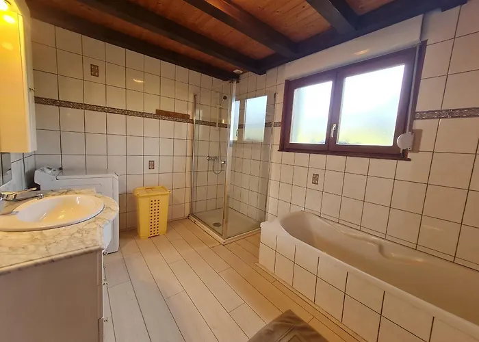 Tatil Evi Confortable A - 3 Chambres, Terrasse, Proche La Bresse - Fr-1-589-42 *